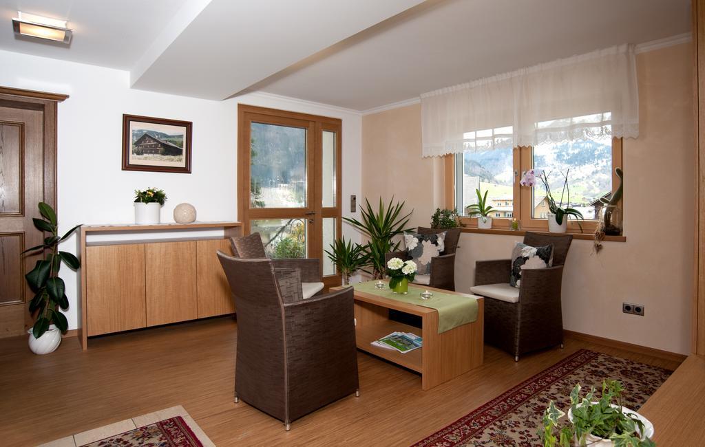 Haus Alpina Otel Au (Vorarlberg) Dış mekan fotoğraf